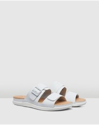 Clarks - Step June Sun