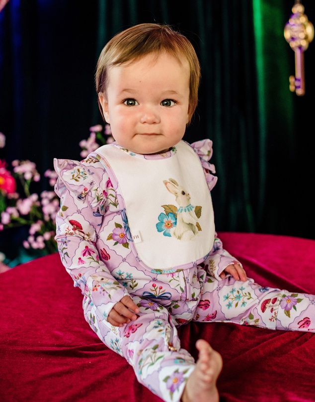 Fleur Harris - 'Bunny Blue Floral' Dandy Duo Bibs in Lilac