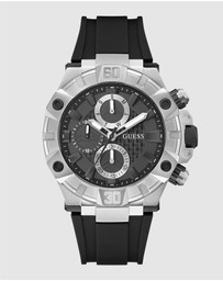 GUESS - Chrono Multifunction 46mm Silver-Tone with Black Dial and Silicone Strap