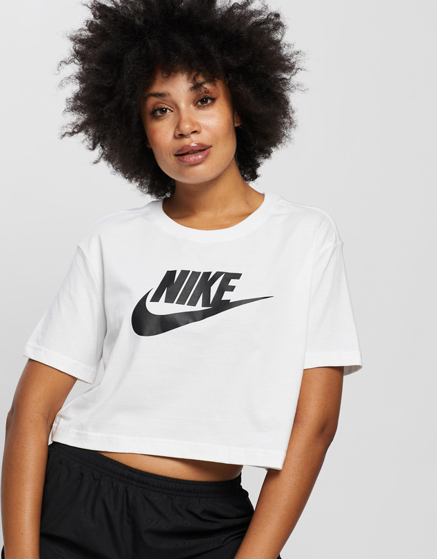 Nike - Sportswear Essential Crop Tee