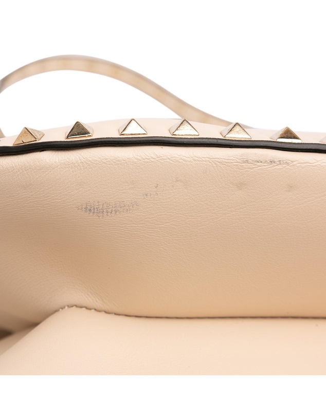 Valentino - Pre-Loved Leather Rockstud Shoulder Bag