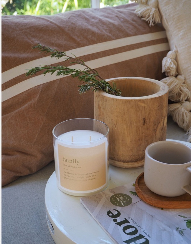 The Commonfolk Collective - Family ~ Goldie Dictionary Meaning Candle