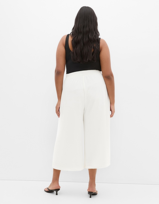 City Chic - Plus size Abbie Crop Pant - ivory