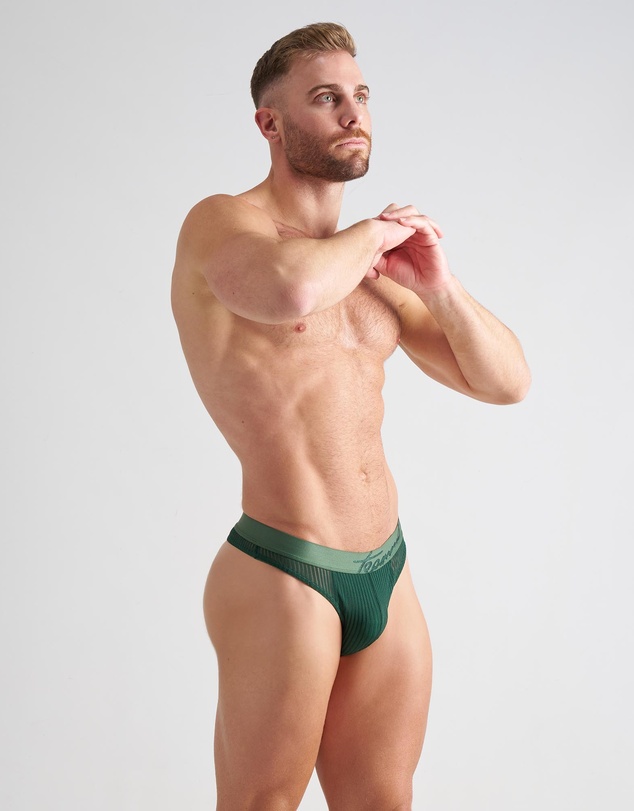 TEAMM8 - Casanova Thong