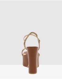 GUESS - Sherrill Platform Heels