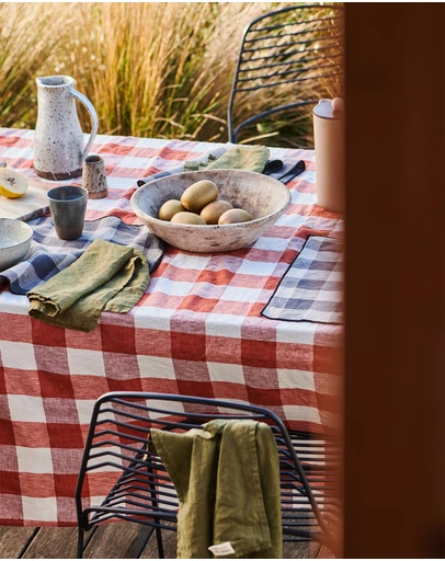 Carlotta + Gee - 100% Linen Tablecloth