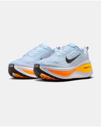 Nike - Vomero Plus - Men's