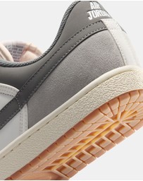 Nike - Air Jordan Skyline Low LE - Men's