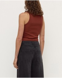 Assembly Label - Robyn Scoop Neck Tank