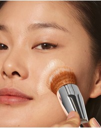 Clinique - Foundation Buff Brush