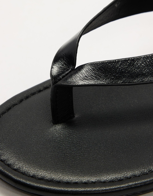 AERE - Daisy Leather Thong Sandals - Women's