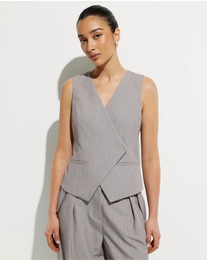 Calli - Dalby Wrap Vest