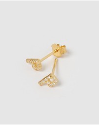 Izoa - Alphabet Mini Letter P Stud Earrings Gold