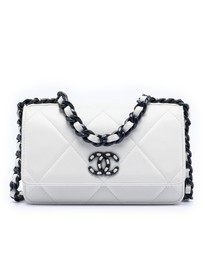 Pre-Loved by Azura Reborn - Pre-Loved Quilted Lambskin 19 Wallet on Chain