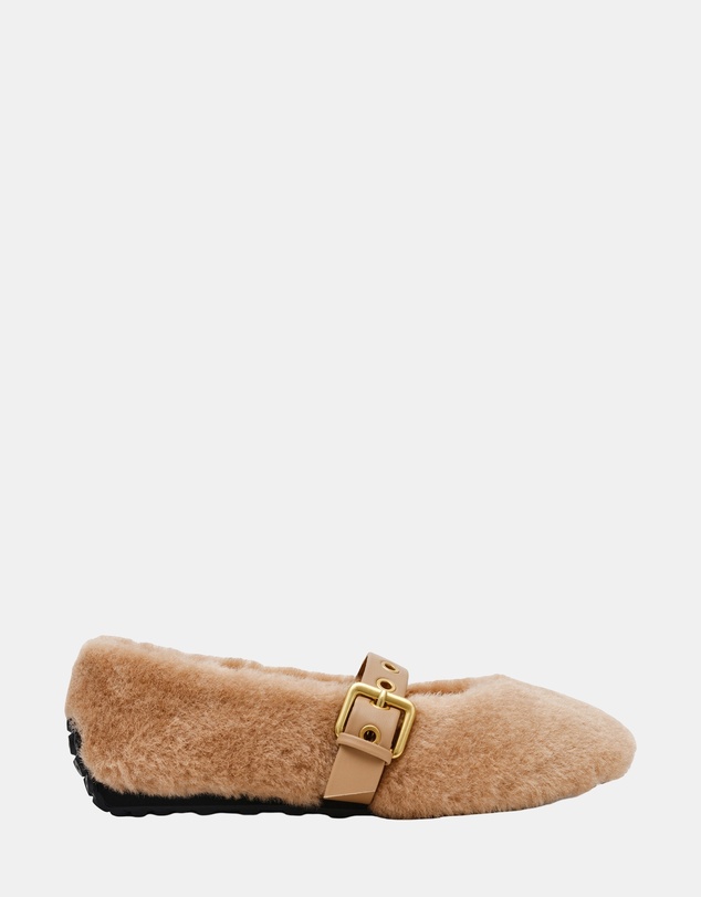 Steve Madden - Toasty Natural Flats