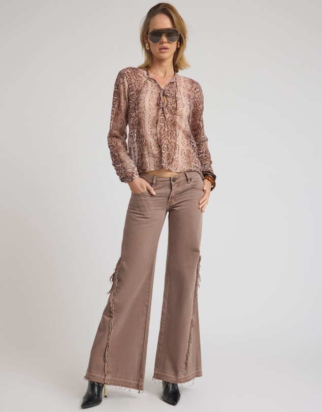 ONE TEASPOON - Brandy Sheer Chiffon Keyhole Long Sleeve Top - Cognac Snake