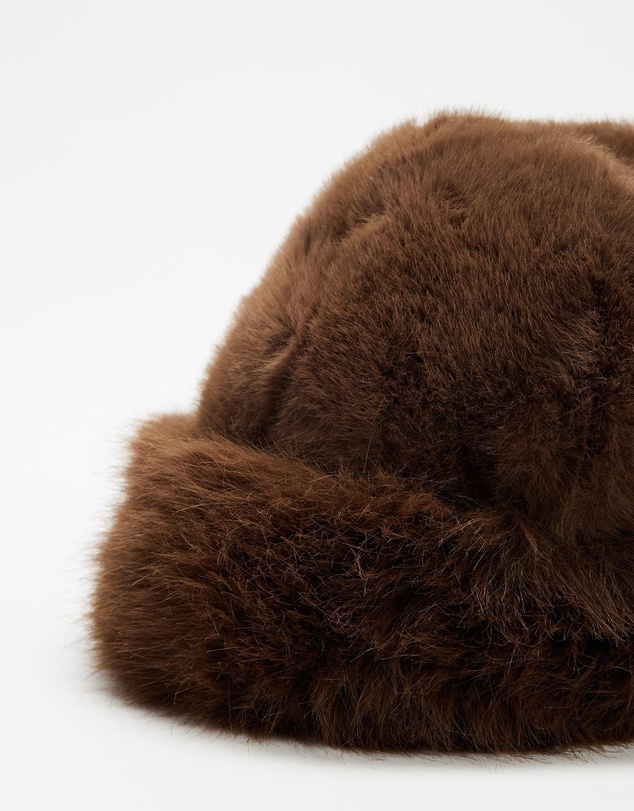 Mossée - Della Fluffy Fur Bucket Hat