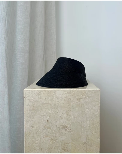 UNE PIECE - Madagascan Raffia Sun Visor