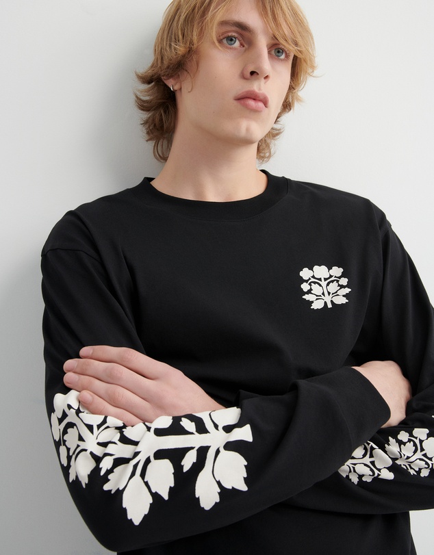 Kowtow - Signature Tee