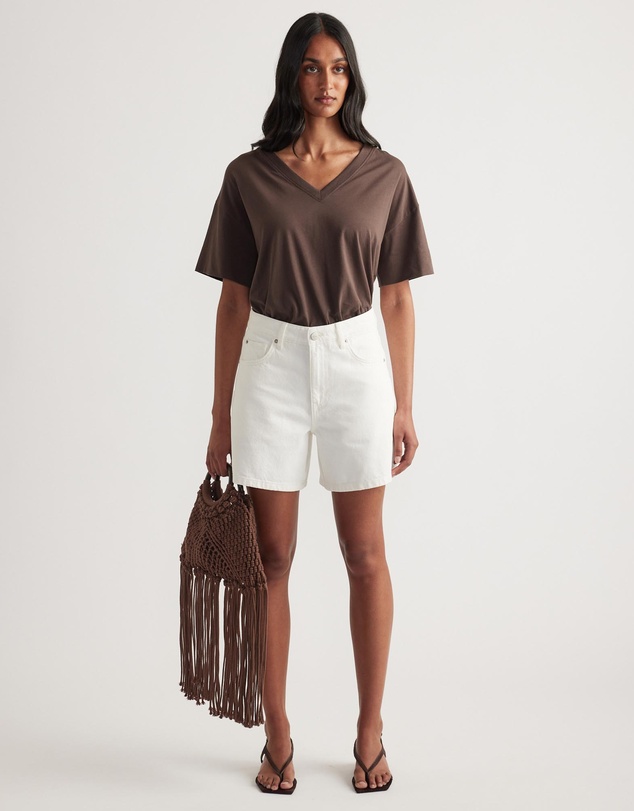 Decjuba - Selena Boxy V Neck Tee