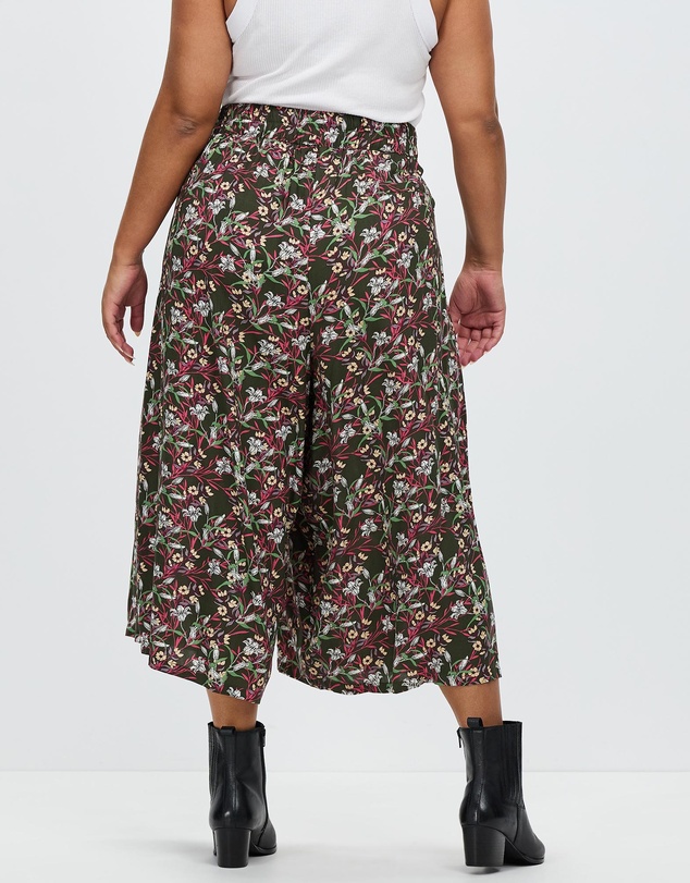 Hope & Harvest - Wide Leg Cropped Chelsea Pants