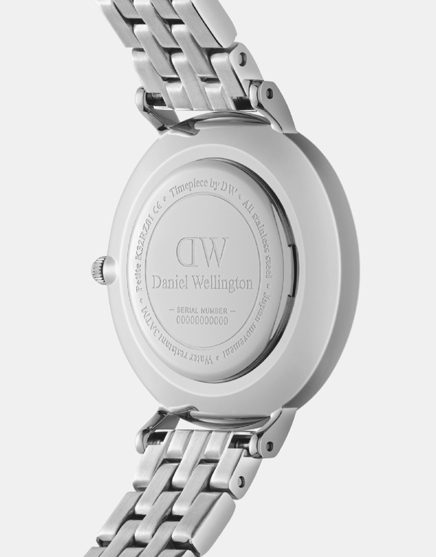 Daniel Wellington - Petite Roman Numerals 28mm 5-Link