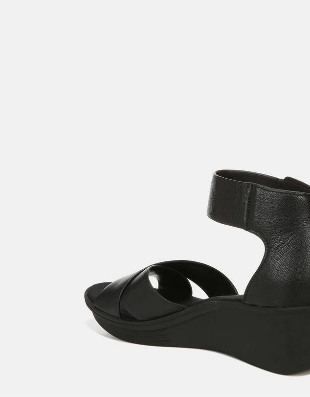 Naturalizer - Riviera Wedge Sandal - Black