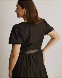 Atmos&Here Curvy - Mia Belted Poplin Maxi Dress
