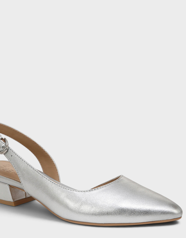 Naturalizer - Banks Slingback - Silver