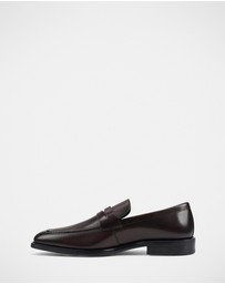 Julius Marlow - Wager - Men's