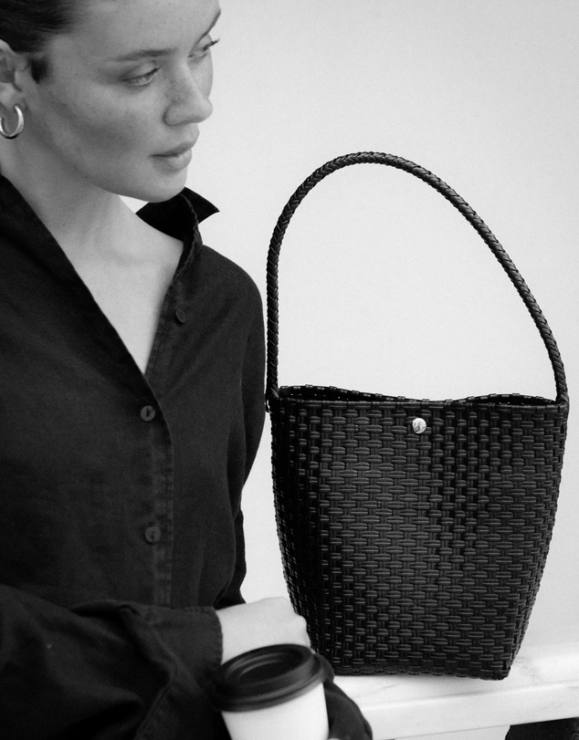 Mimmi Terra - Woven Bucket Bag Nera