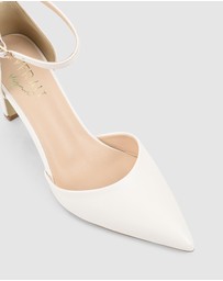 Verali - Kosta Closed Toe Block Heels
