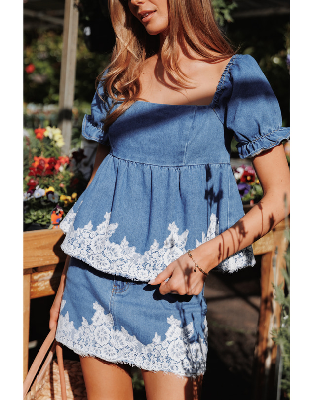 Petal & Pup - Yilissa Lace Trim Denim Mini Skirt - Vintage Blue Wash