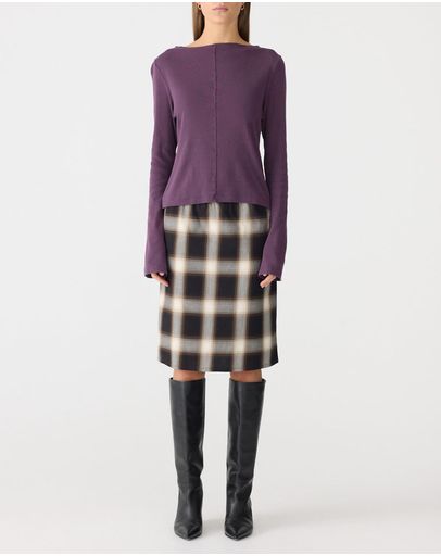 Aubergine