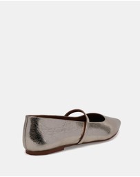 Miss Sofie - Meed Flats