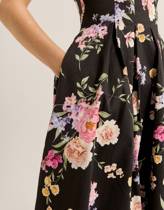 Review - Jardin Dress