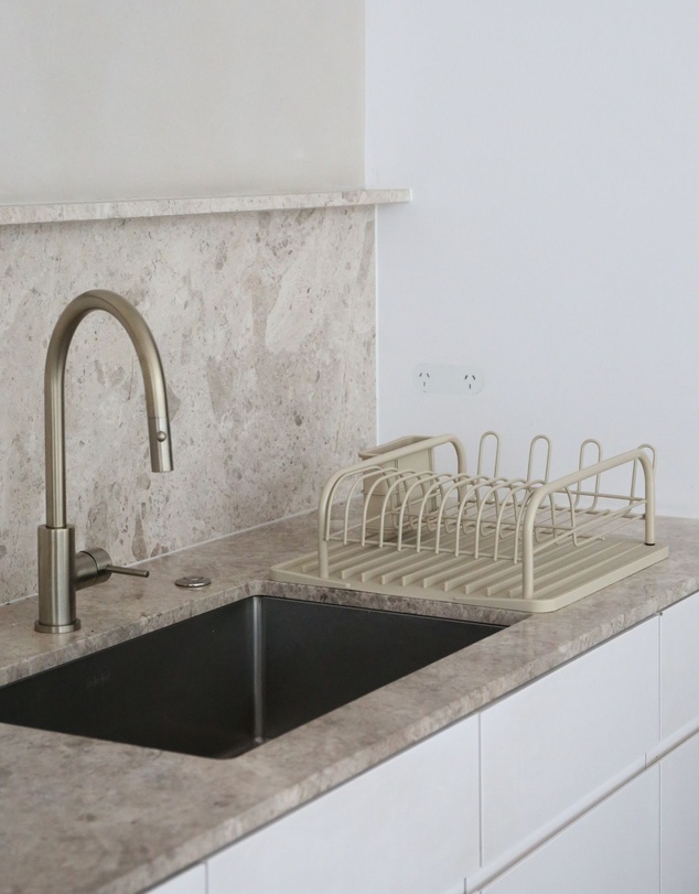 DESIGNSTUFF - DRIP Curve Dish Rack