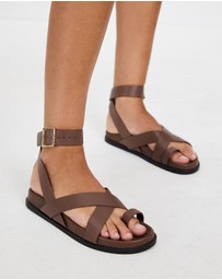Sol Sana - Hitch Footbed Sandals