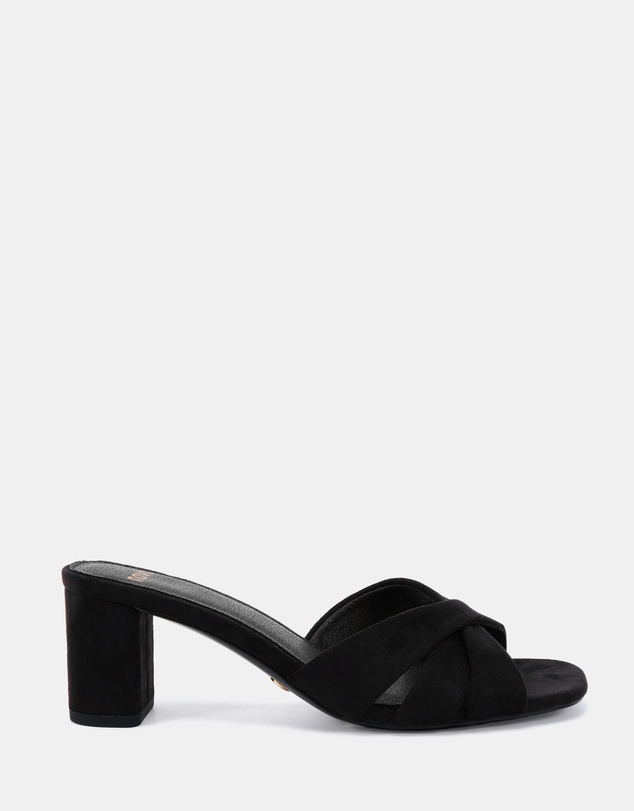 Novo - Ulliam Heels