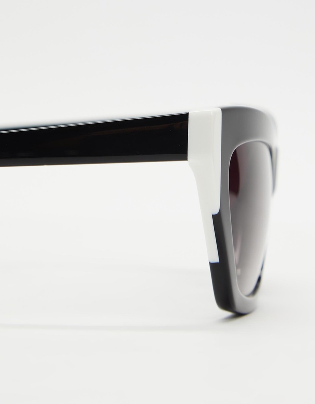 DKNY - DK547S