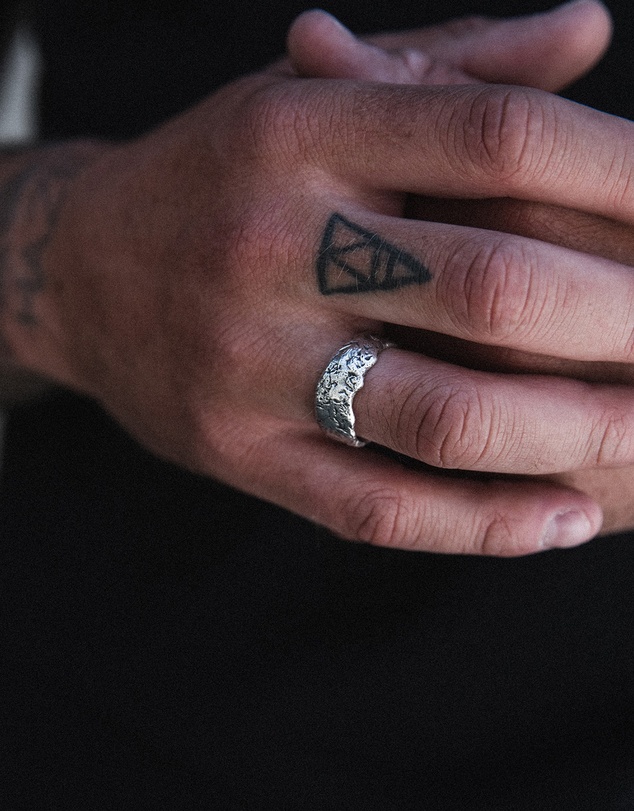 Haze & Glory - ICONIC EXCLUSIVE - Serpent Ring in Oxidised 925 Silver