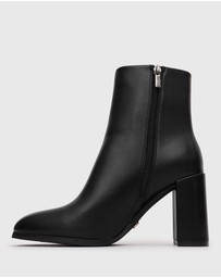 Betts - Lorence Block Heel Ankle Boots
