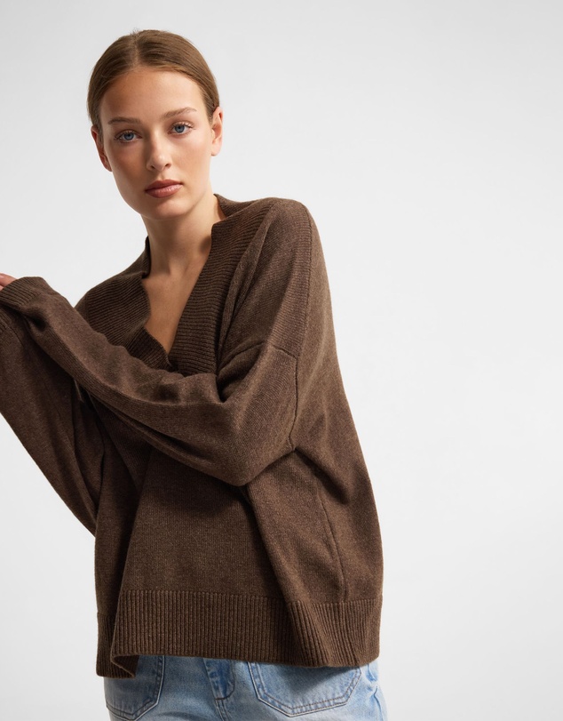 Oxford - Camille V-Neck Wool Blend Knit