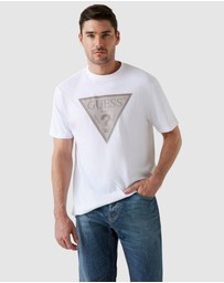 GUESS - Triangle Logo T-shirt