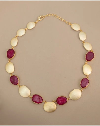 Meshca - Dako Raspberry Necklace