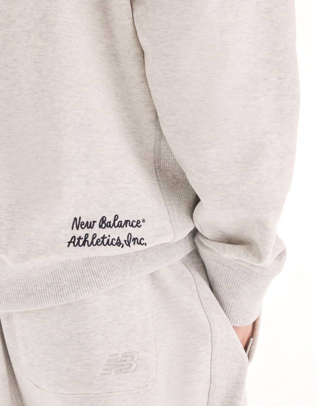 New Balance - Varsity Old English Crew