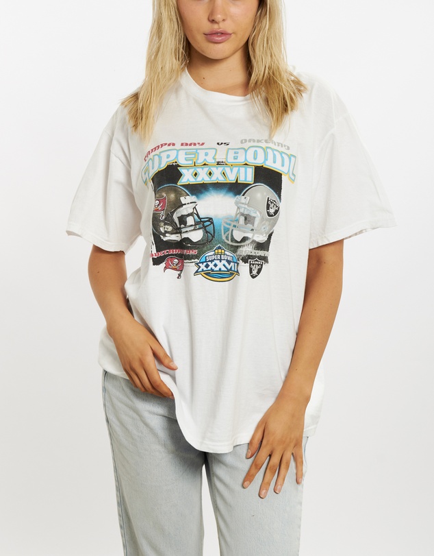 Vintage by The Real Deal - Pre Loved - Vintage NFL Super Bowl 'Buccaneers v Raiders' Tee