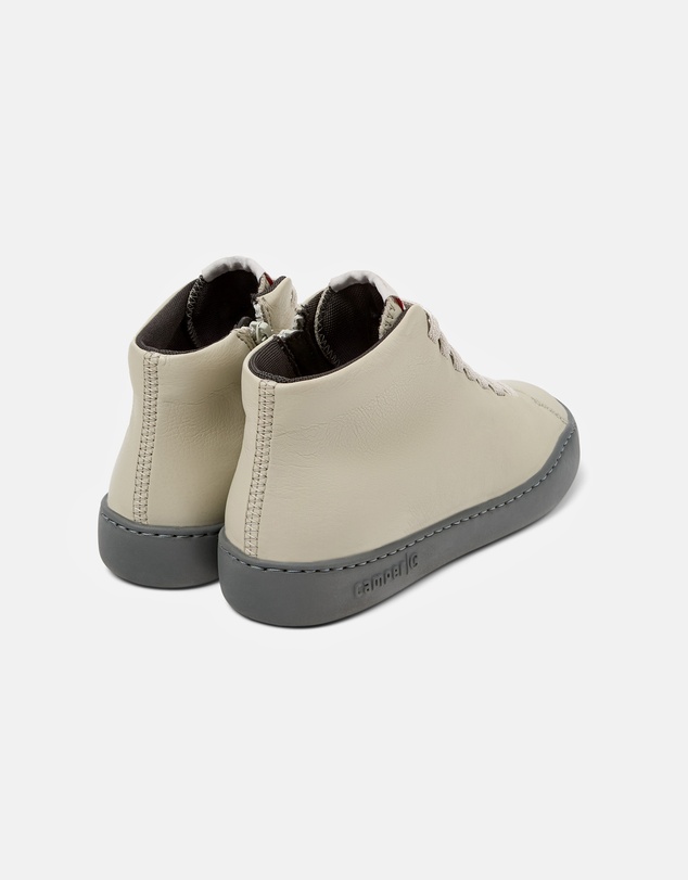 Camper - Peu Touring