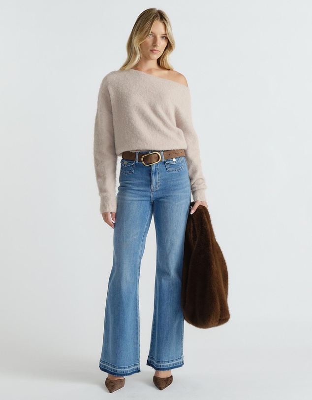Decjuba - Abigail Tipped Shoulder Knit Jumper
