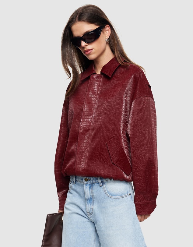 Lioness - Kenny Bomber